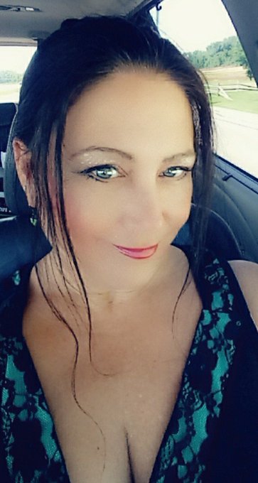 #howbetsygothergrooveback https://t.co/s5LoVhWskO<a href="/tag/howbetsygothergrooveback"class="tags">#howbetsygothergrooveback</a>