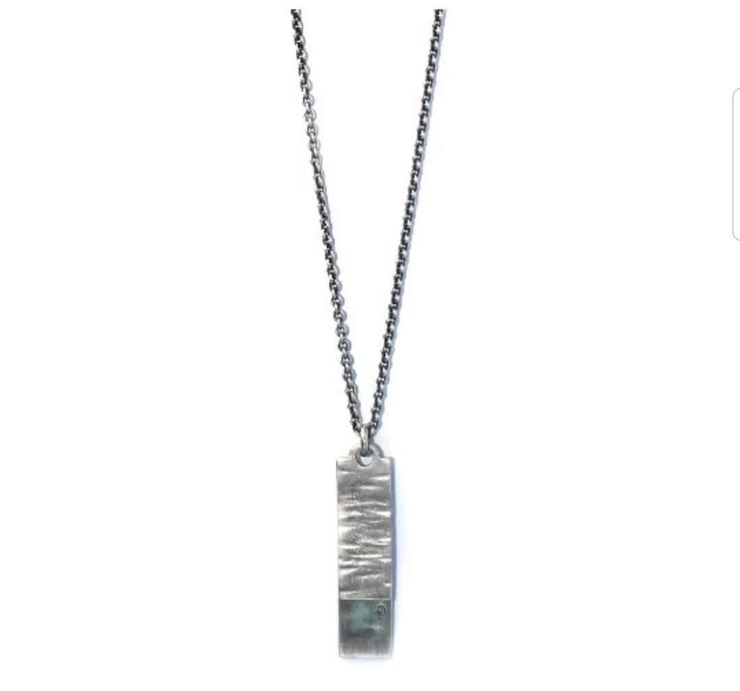 Avventura9's tweet photo. #찬열 #엑소 #아벤투라 #avventura #silver #세훈 #necklace 
19an07 necklace
.
.
https://t.co/zlNN0i36O5 https://t.co/M6G7Cnmvtg