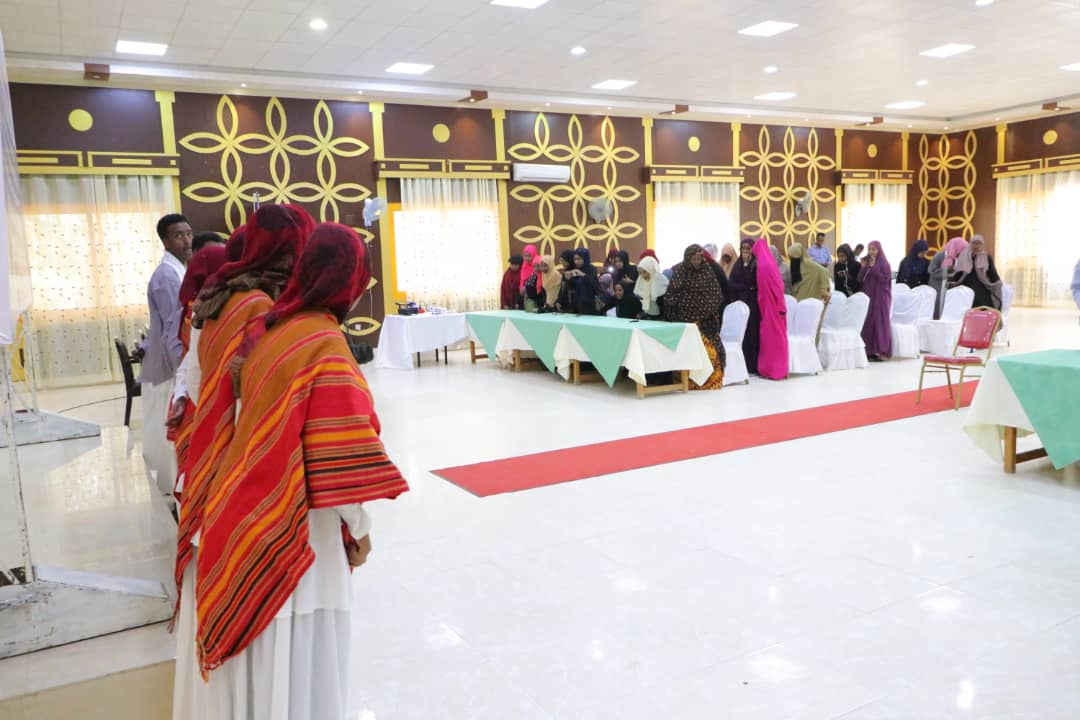 ahmedmoabdi's tweet photo. @SONYO_UMBRELLA in partnership of @SC_Somaliland organized an interface meeting between youth and duty bearers on challenges and opportunities of youth in secondary schools.
#SONYO2019 
#YOUTH
#chalenges 
#Opportunities https://t.co/NuvichuUfV
