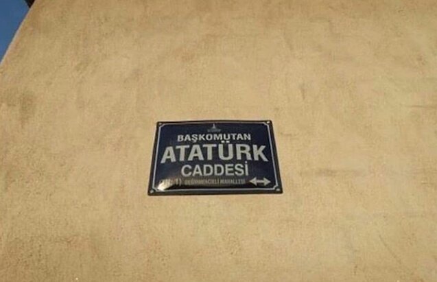 "İzmir'de bir cadde"👏💙