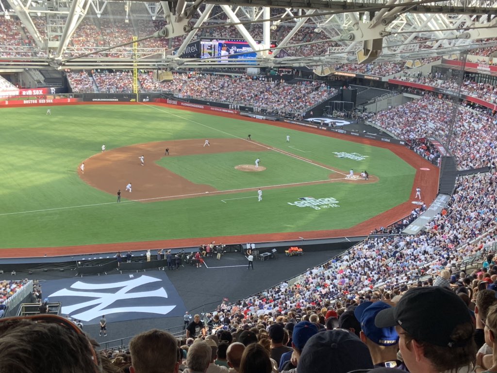 mooloomitch's tweet image. Boston v Yankees at Olympic stadium!!
