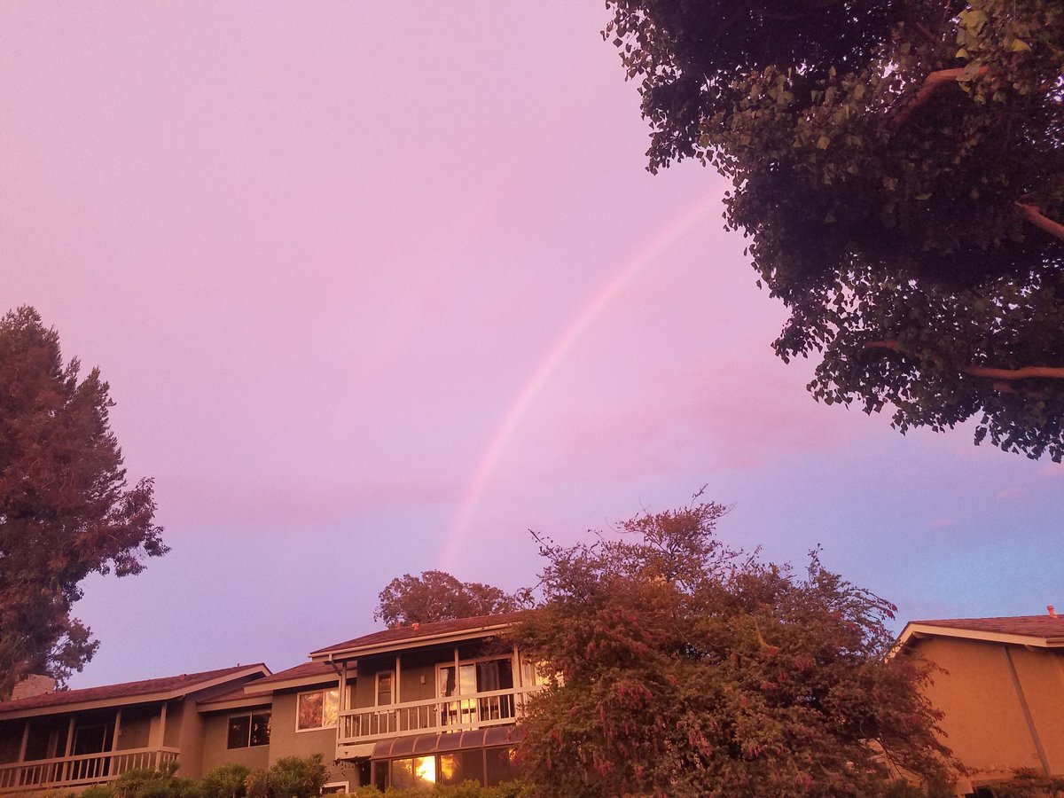 SDCoalitionMH's tweet photo. Hey @NWSSanDiego You had a great sunset post! Here's our #SanDiego sunset view tonight! Double rainbow just before sunset. #CAwx #Sunset #SoCal #Breathtaking #mentalillness https://t.co/zZd6ScTGMg