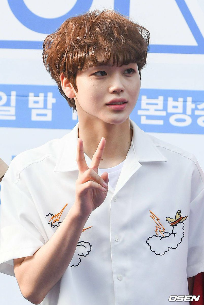 ヒョンジュン‼️ Amazon.co.jp: ピョンウソク ソンジェ背負って走れ BAZAAR KOREA 20247