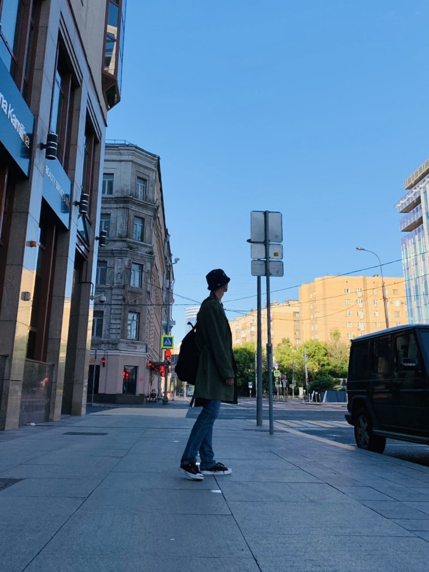NCTsmtown_127's tweet photo. Thank you Russia!! We’ll be back~✈️

#NCT127inMoscow
#NEOCITYinRUSSIA #NCT127inRUSSIA
#NCT127TOTHEWORLD
#NCT127_1st_World_Tour https://t.co/ioP9Kcisxw