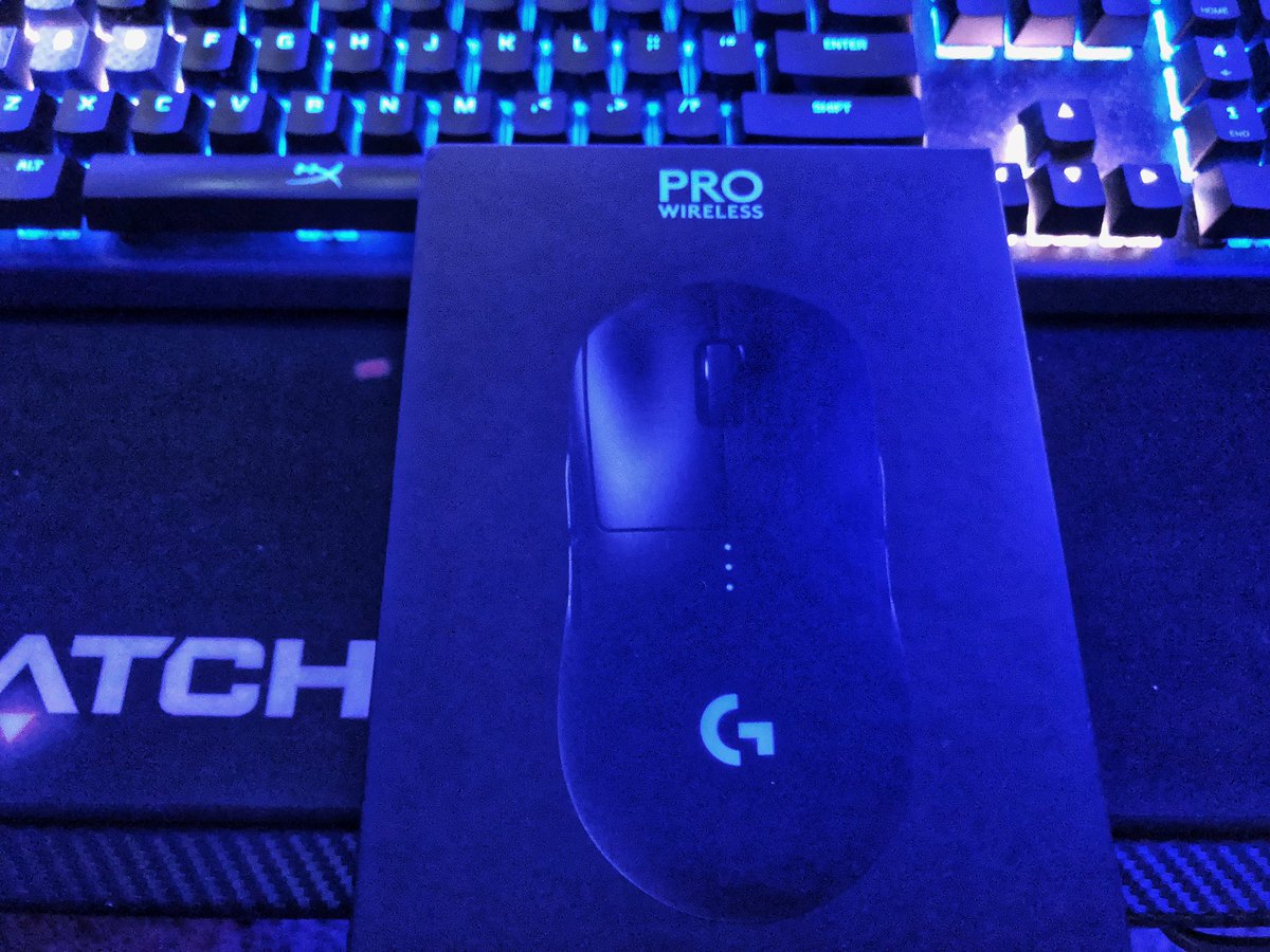 XVLNGHOST's tweet photo. Something came in today. 👻💫
#LogitechGProWireless @LogitechG https://t.co/Qn9mM1LSHQ