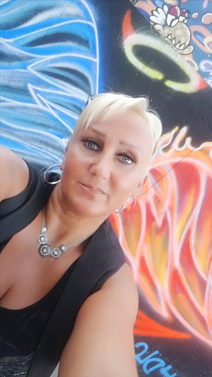 KittyWilder00's tweet photo. Moin moin.. Gut geschlafen?!
#goodmorning #engel #angel #devlish #milf https://t.co/GwiT83sanS