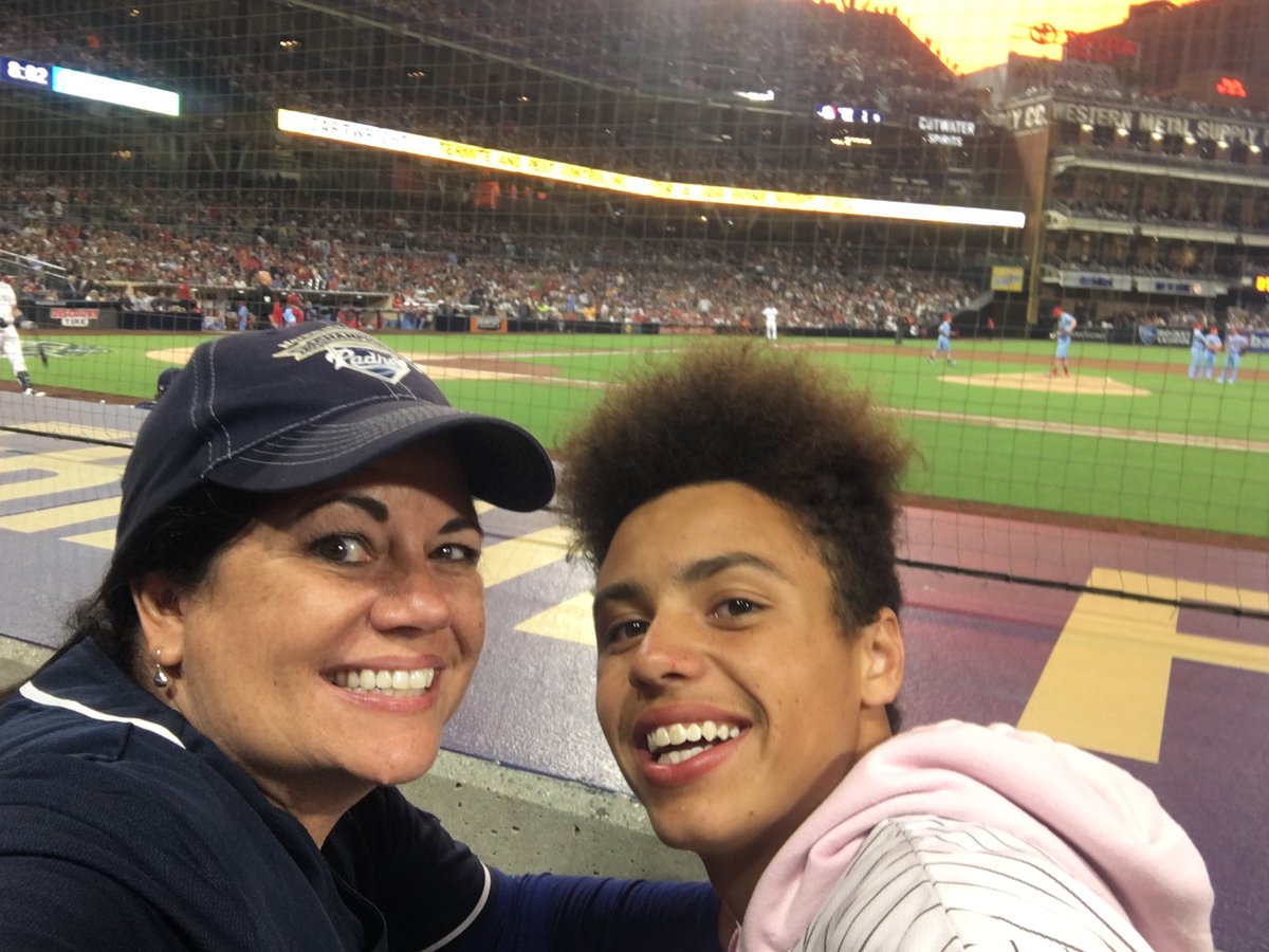 KellyMJohnson27's tweet photo. #friarfaithful https://t.co/EI24K4aOrO