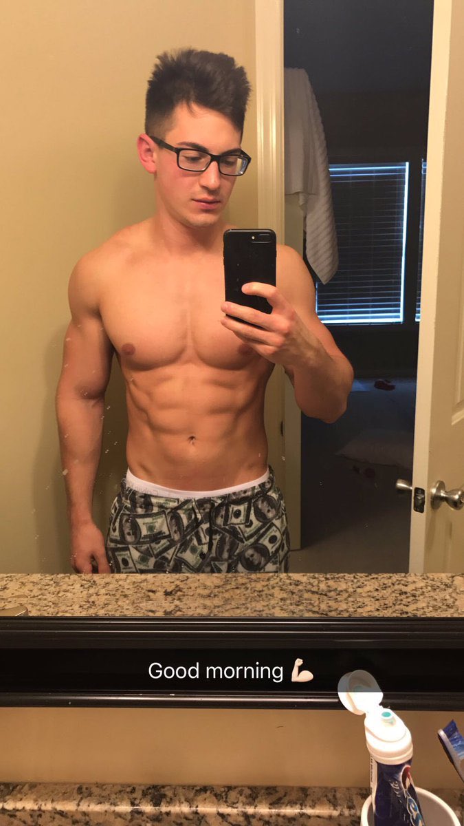 Why does faze censor look like Peter Parker the morning he woke up with Spider-Man powers