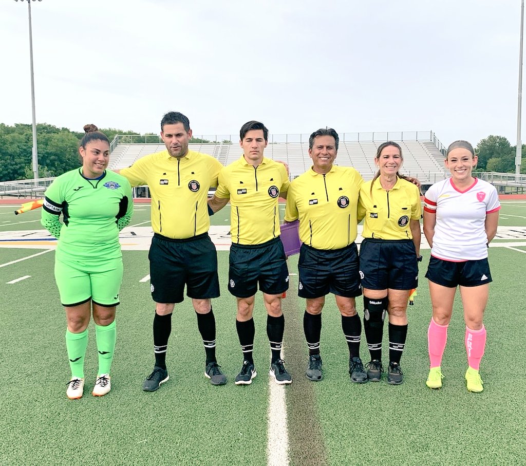 SambaFCSA's tweet photo. UPSL WOMEN'S PRO PREMIER
#Sambitas vs @SASportiFC πͺβ½ #WeAreSamba #YourClub #Sambitas @upslsoccer @upslcentral #Going4UPSLCup #UPSLWomensProPremier https://t.co/1gtodkigod