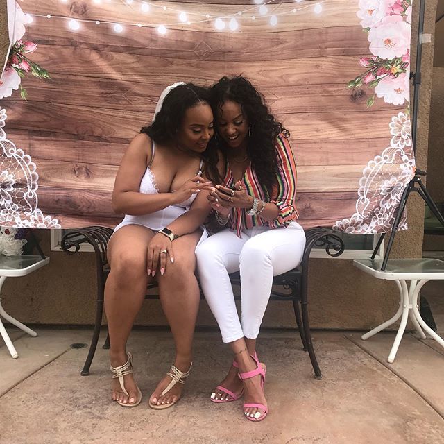 dehaven_leniger's tweet photo. Embrace memories that are  not posing. All natural moments that are magical.
Love life and embrace peace. Live to love and be magical. #bridalshower #gettingberried #Priceless #dehavensellshomes #realtorwithapurpose  #yourhomeyourhaven #kwcovina #dehaven https://t.co/mU9Dv0WlPV https://t.co/umynJr7ZRU