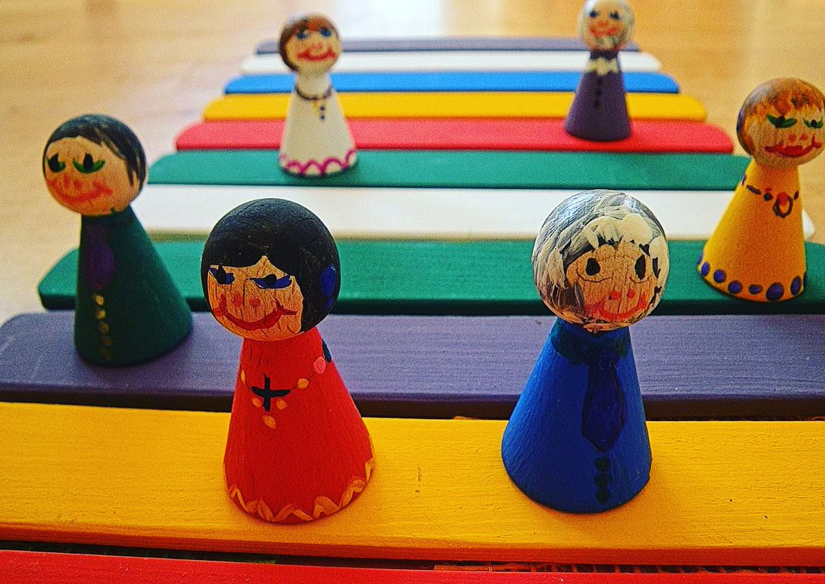 atedIctTicino's tweet photo. 🆕#parlanodinoi su https://t.co/ob3lNP4GE6
Pensi che la tecnologia sia "cosa da giovani"? #visionaryday2019 apre le porte a tutti, dai bambini agli anziani. 👉 Hai amici o parenti dai 6 ai 99 anni interessati alle visioni dal futuro? https://t.co/dAdNsYErCh #visionarypeople https://t.co/txRqSIo1Da