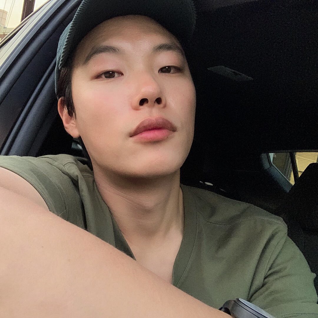 190630 류준열 인스타그램
instagram.com/p/BzUpwwqpdUJ/…
#류준열 #ryujunyeol #柳俊烈