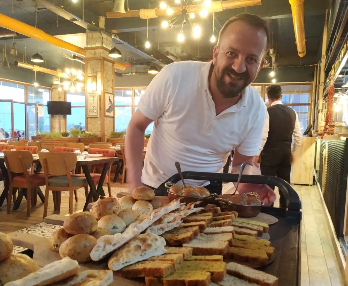 Otlu Peynirimize katılan otlardan; Memd,  Sirmo ve Siyabolu Ekmek.. 
(<a href="/SinanPulat3/">Sinan pulat</a> ve Norduz Sofrası farkıyla)