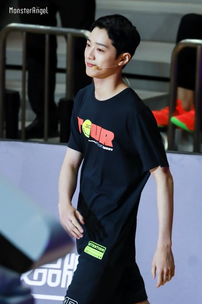 MonsterAngel923's tweet photo. 190629 상하이 스테판커리HD PATY3-입장
#라이관린 #Laikuanlin #赖冠霖 #賴冠霖 https://t.co/XuRAhc0v3L