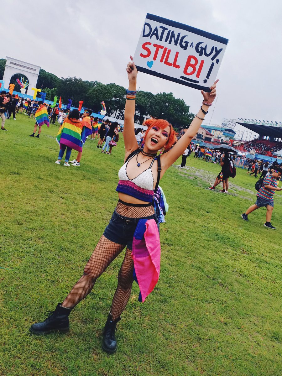 foxrots's tweet photo. HAPPY LAST DAY OF #PrideMonth here to remind you that Bisexuality is not the in-between deciding if you're straight or gay. It's real, valid and deserves to be celebrated!

So many ppl of diff genders took photos with my sign 😘 No to bi-erasure, and LOVE IS LOVE IS LOVE!! #Pride https://t.co/B4y0EU3zUL