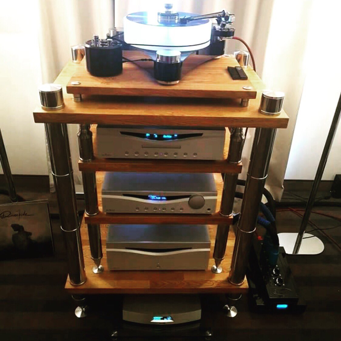 Absolute_Hi_End's tweet image. Audia Flight FLS series set up. #audiaflight #audiafls4 #highendaudio