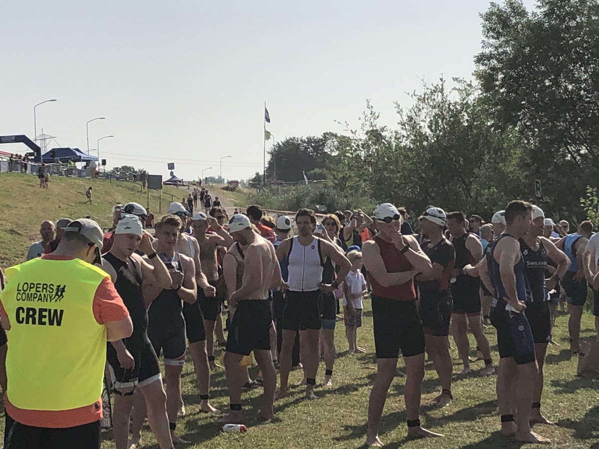paulloermans's tweet photo. Klaar voor de start Triathlon #Wijchen https://t.co/7New5ZUhXe