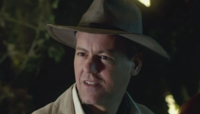 Happy Birthday to Rupert Graves who played Riddell in Dinosaurs on a Spaceship. 