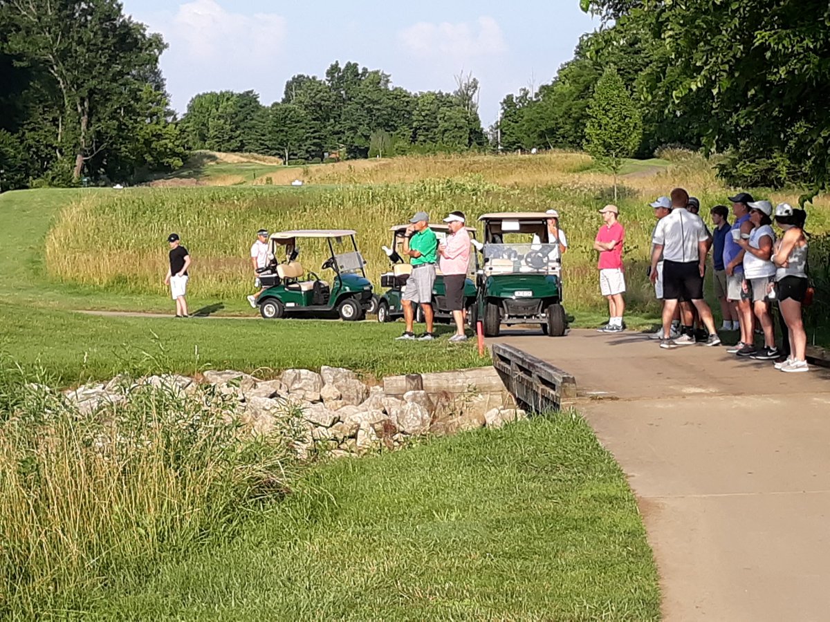 OasisTurfgrass's tweet photo. The stage is set. The gallery is packed. Time for a showdown! Teammates @ U of Dayton Kyle Schmidt vs home course hero Domenic Maricocchi. Good luck fellas. Grip em &amp; Rip em. @gcga #MET #whowillwin #goflyers https://t.co/18Jm75QblP