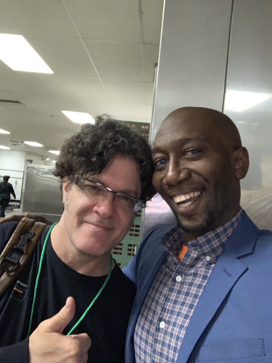 OfficialRobFury's tweet photo. A highlight was being able to host the panel for the voice of Gold voice over legend Sean Schemmel @solars at Wisconsin Comic Con
⠀
#officialrobfury #robfury #actor #goku #seanschemmel #host #cosplay #panel #wisconsincomiccon #Funimation #Voiceover #animation #Anime https://t.co/GyU01oDVNT