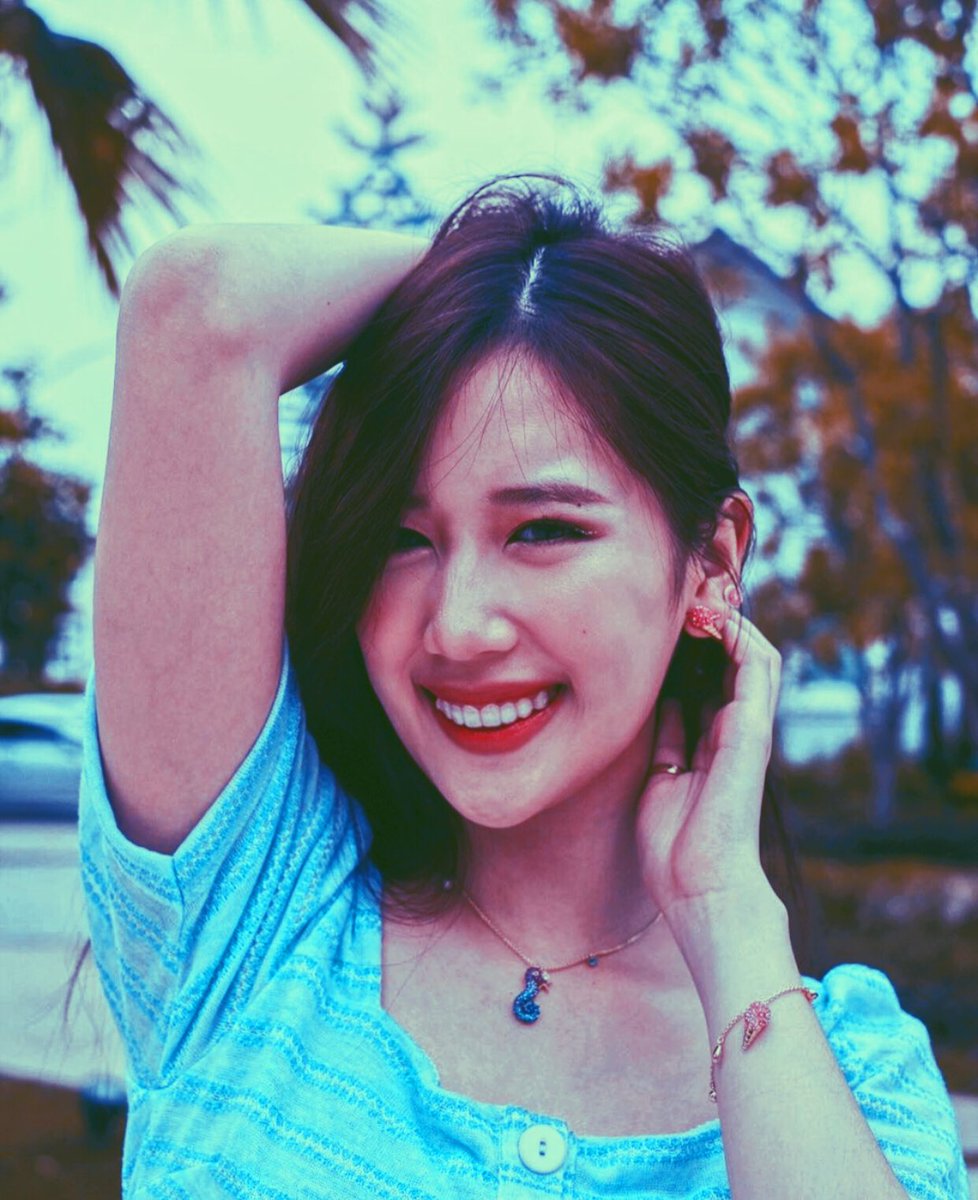 𝐉 𝐀 𝐍 𝐄 tweet media