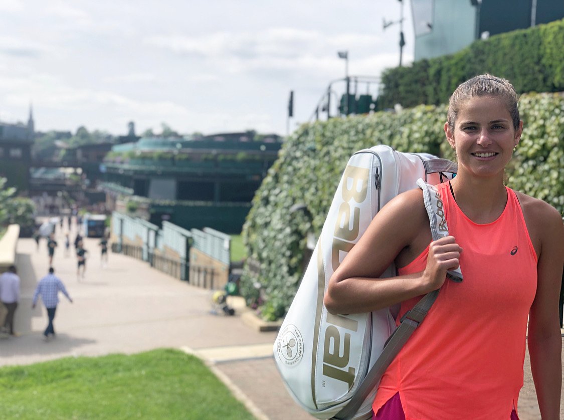 juliagoerges's tweet photo. Excited for #Wimbledon 2019 to officially get started tomorrow! @babolat 🌱💚💜🍓 #PureDrive #WeLiveForThis #teamjule #aufgehts https://t.co/MXjC9Xy7sj
