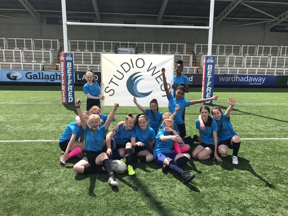 SportStudioWes1's tweet photo. What an excellent performance today by the Y7 girls losing 5-3 in the Sky Try Plate final. After being 3-0 down at half time the girls showed fantastic courage to win the second half 3-2. Fantastic achievement to reach the final after only playing Rugby for 6 weeks. https://t.co/hiQNHw3mXG