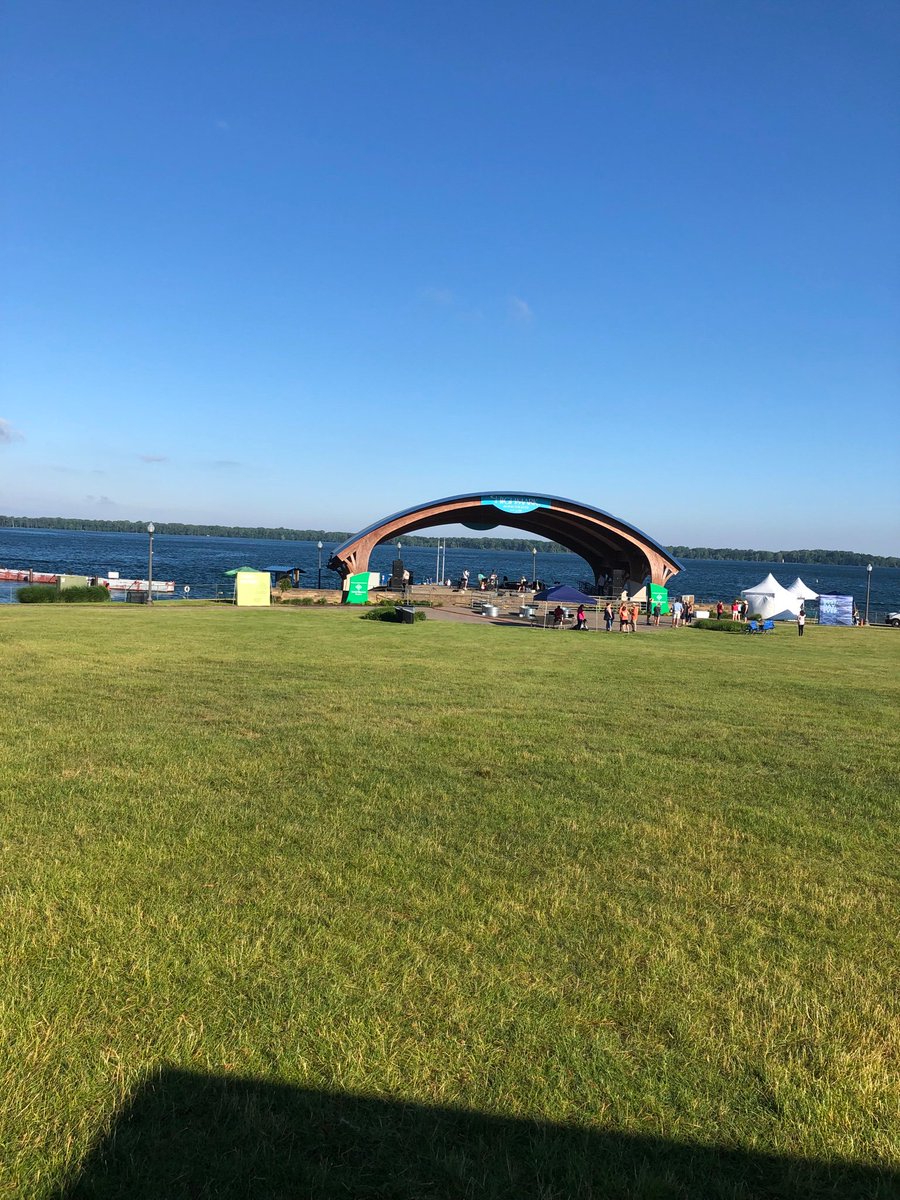 dianewrightt's tweet photo. Can’t wait for my 1st Sunday In The Park! Going to be a beautiful day at Liberty Park. Service at 11, then food trucks, inflatables, dunk tank! For parking & shuttles check out https://t.co/L5RpQusJxi for more info! #whoisgrace.com #makeandbe https://t.co/1Hu9ppYQwI