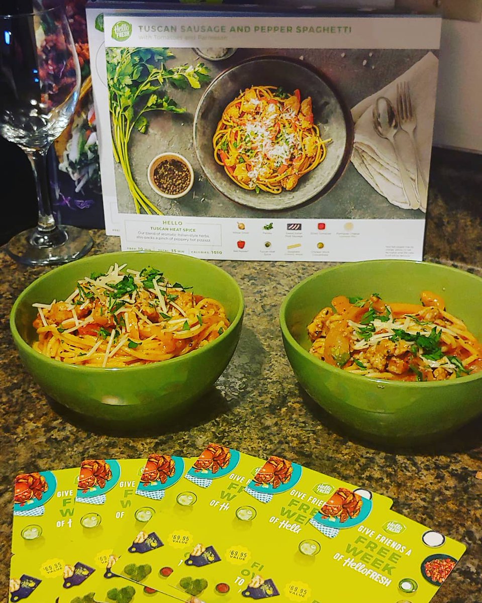 ItsLaniBear's tweet photo. And anotha one from @HelloFresh ! Tuscan Sausage and Pepper Spaghetti -- these people got me thinking I can cook 😆 https://t.co/IIlyT51NlT