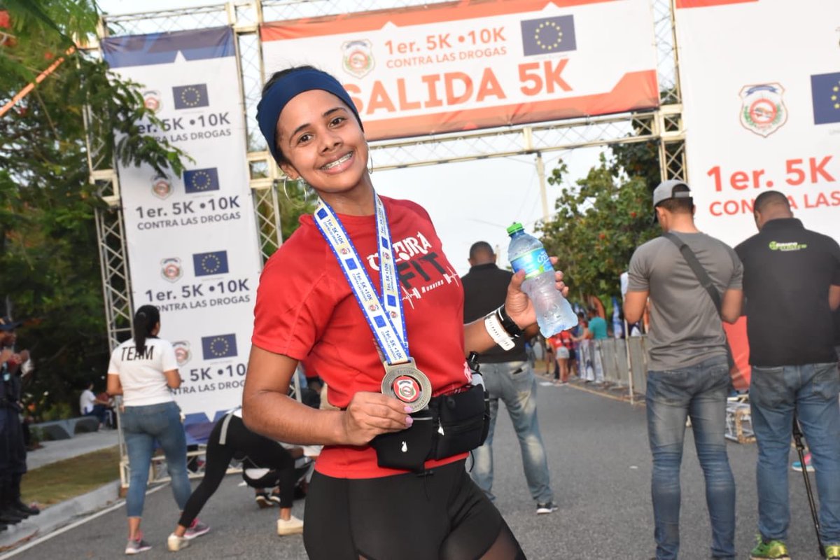 MDefensaRD's tweet photo. La misma se desarrolló en un ambiente de alegria y espíritu de competencia.
🏃♀️🏃🏻♂️ 2/2
#ElQueCorreSabe #5k10kDNCD #CuerpoSanoMenteSana #MideTeInforma #MideRespalda #MideRD https://t.co/OsMKnTzP8d