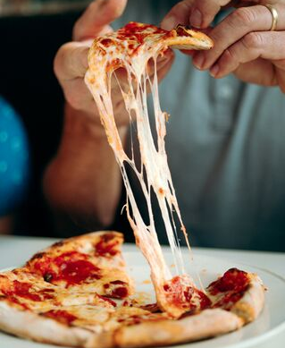 LoopPizzaGrill's tweet photo. Yes. When it comes to pizza, the answer is always yes.
#livethatpizzalife #youwannapizzame #makepizzanotwar #givepizzaachance #sliceoflife #looploveyeah https://t.co/G0RiDSOsj5