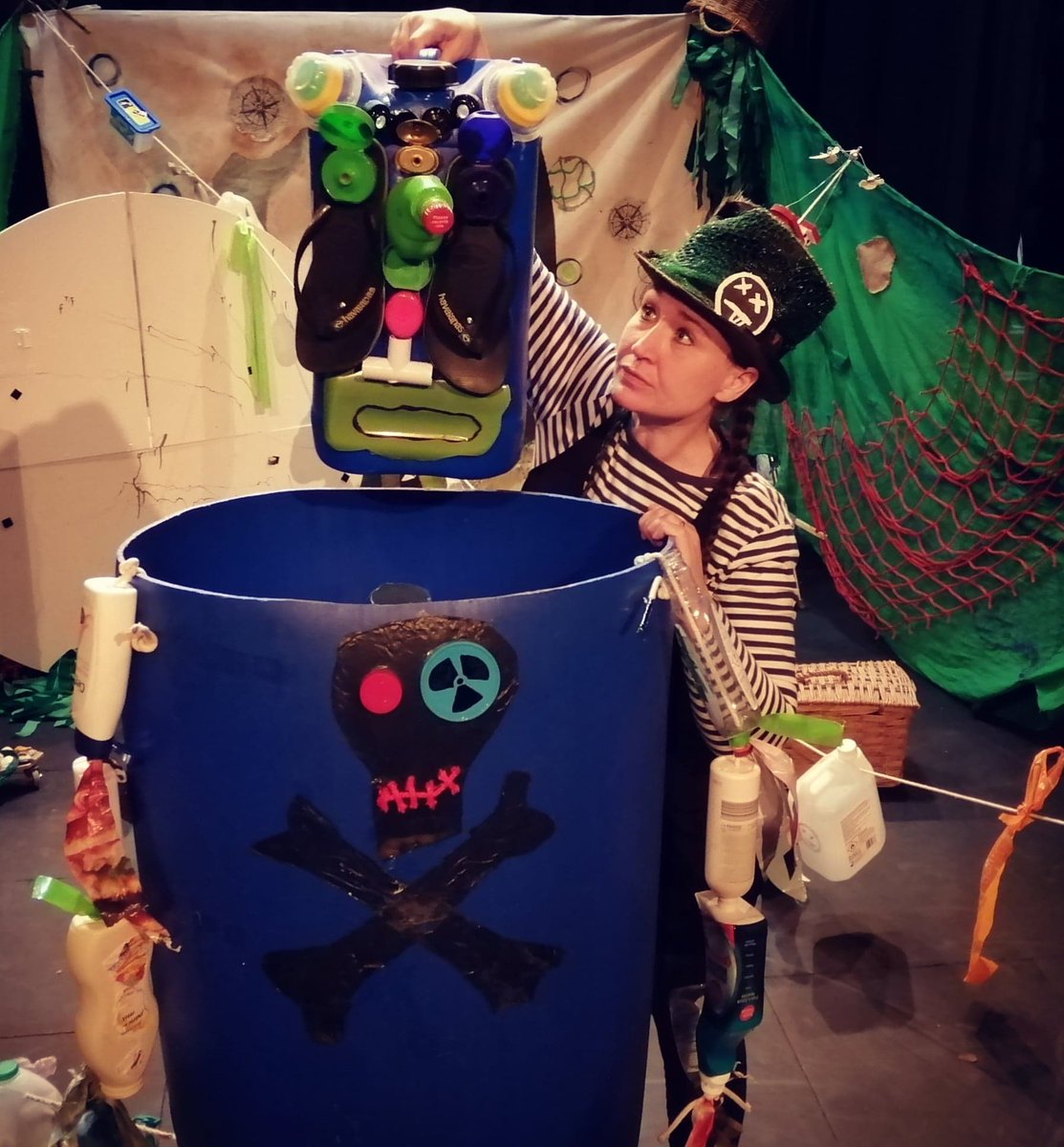 teatrmakeshift's tweet photo. "I am Turtle was a delight." 
"The attention to detail was beautiful". 
“Fantastic! A beautiful show with an excellent message”
“ Gorgeous music, puppetry &amp; a positive message about how we can take better care of our planet “
Join us in July! @ExeFringe @LatitudeFest &amp; many more! https://t.co/82S2T9chtq
