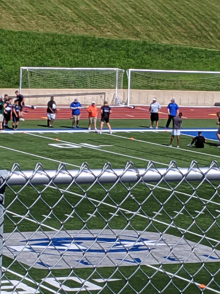 PhilCore29's tweet image. Birthday boy did some work @CSCwildcatsFB camp yesterday.  Always grinding!  Love ya @brodieaxlrogers