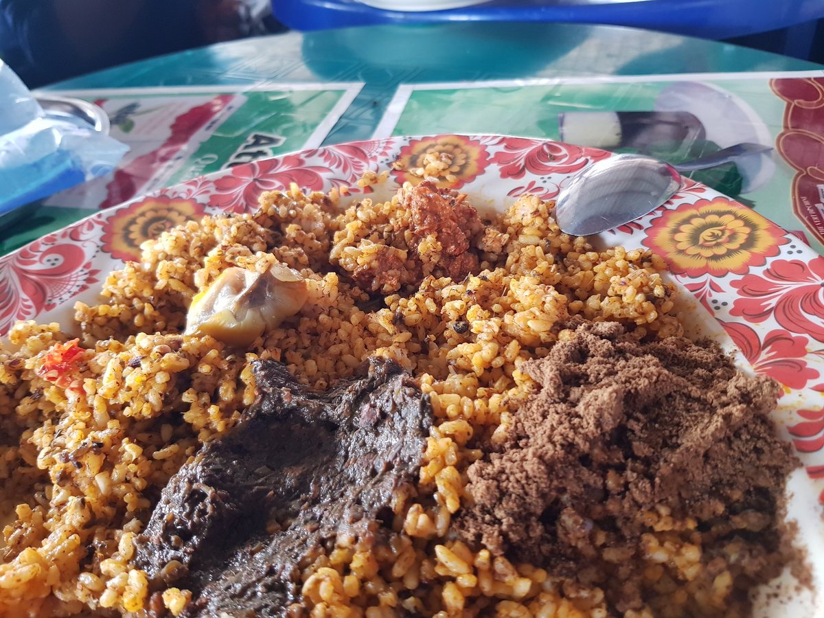 MaadjouDT's tweet photo. C'est un honneur pour moi d'être invité à l'assemblée générale de Foutty Lafidy @ALafidy ce dimanche.
Le rendez vous de la Guinée de demain, où tous les guinéens se retrouvent pour parler d'un même langage celui du développement de notre pays.
Merci aux initiateurs de ce projet. https://t.co/oke6ijfB6c