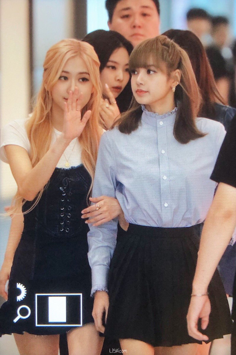 lalisa manoban dress