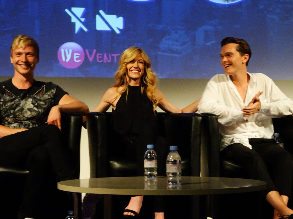 rostercon_live's tweet image. #THOS3 - @willtudor1 @Kat_McNamara @LukeBaines #Shadowhunters