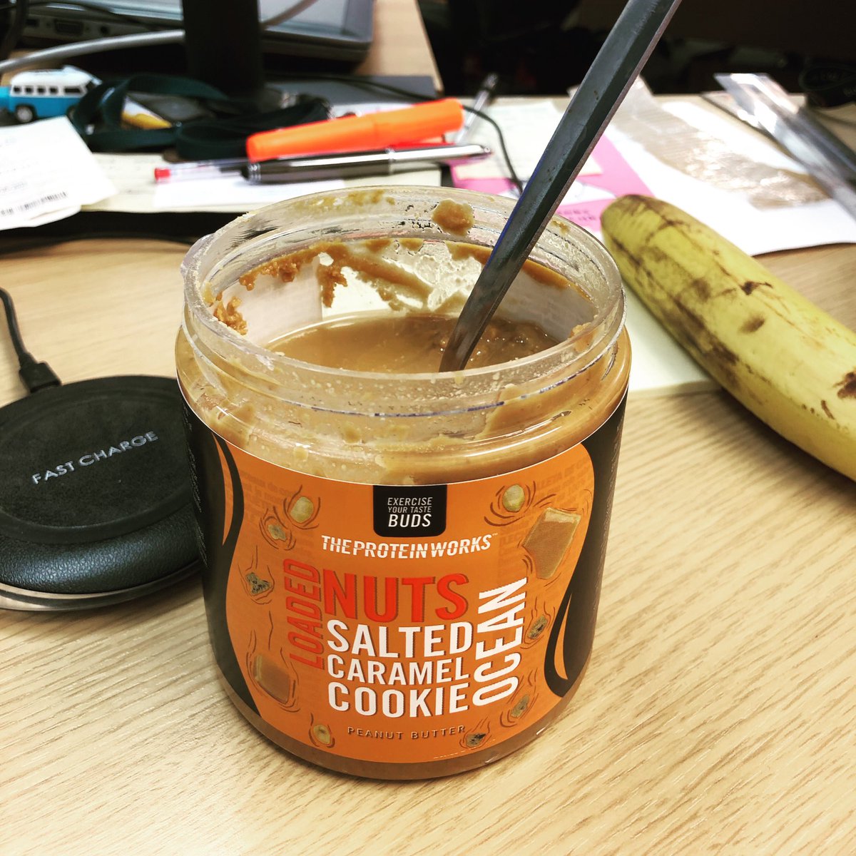 markacoxhead's tweet photo. Desk fuelling with @theproteinworks Loaded Nuts. On the go snacking isn’t always on the move. #healthysnack https://t.co/NVv8aNbEHK