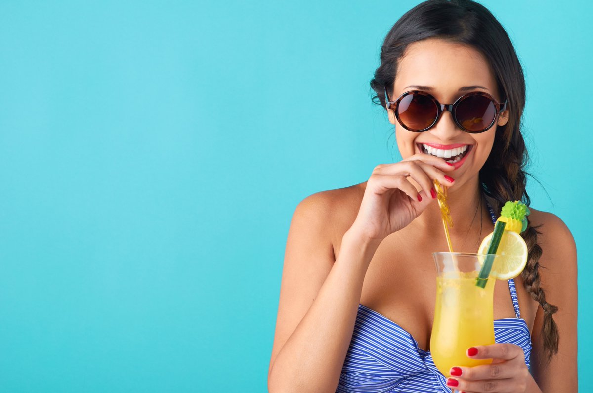 Check out these cheap cocktail recipes, great for the Summer months 👉 bit.ly/2WgtWJz What’s your favourite cocktail? 🤔 🍸 #Cocktails #CocktailRecipe #StudentRecipe #Summer