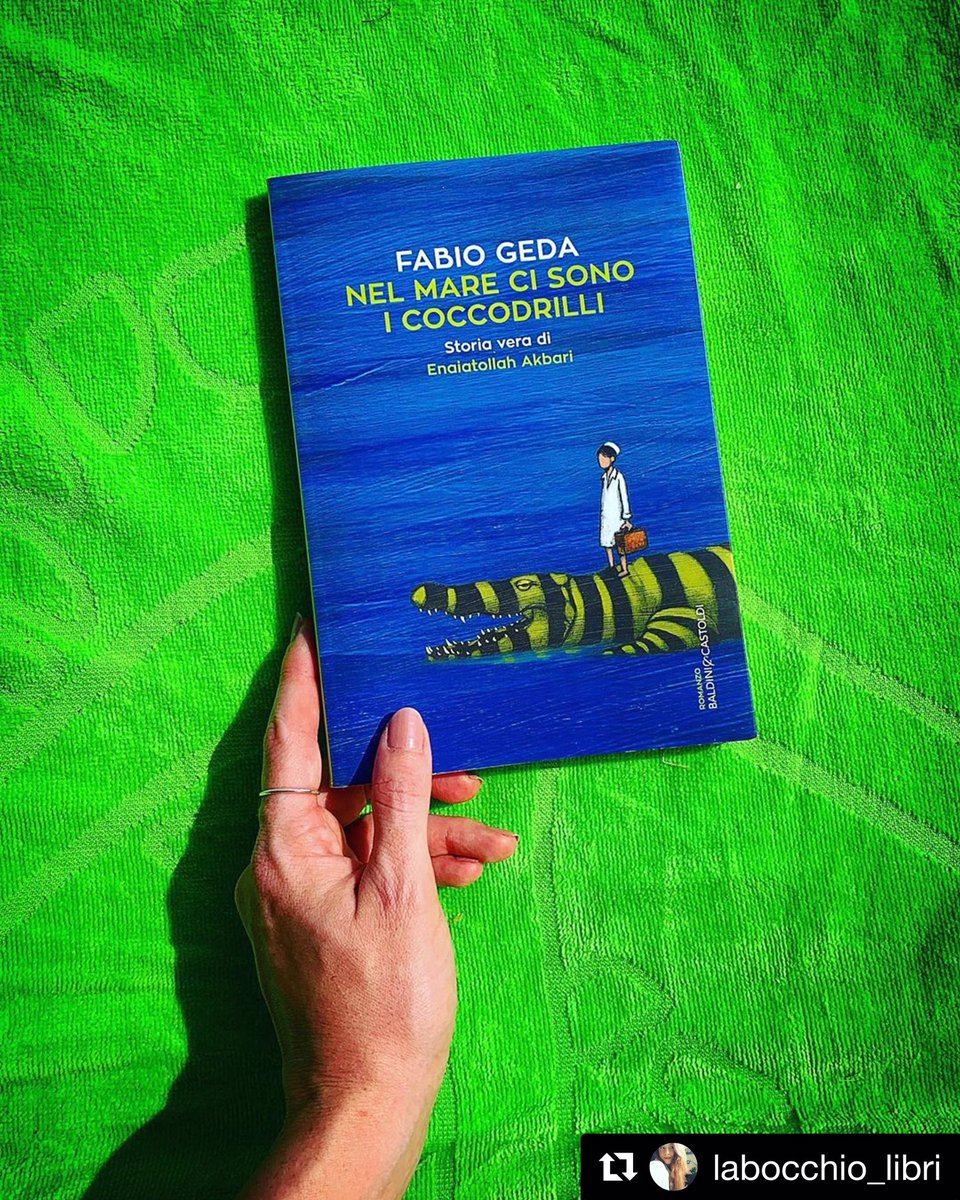 “Nel mare ci sono i coccodrilli” di @fabiogeda 
Storia vera di #EnaiatollahAkbari

600.000 copie in meno di dieci anni. 
Tradotto in oltre 30 Paesi. 

Queste sono le storie che ci rendono fieri di essere italiani. 

🐊 🐊 🐊 <a href="/CasaLettori/">Casa Lettori</a>