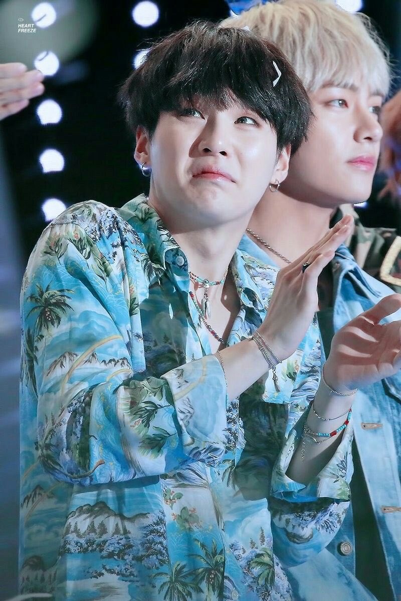 taegi data on Twitter: "[HD] cr. heartS2freeze @BTS_twt #슈가 #뷔 #SUGA #V