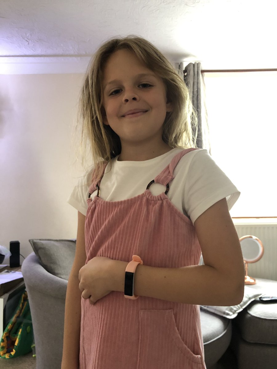 LaurenPalmer5's tweet photo. Kaitlyn all happy she got her new fitness tracker for her birthday! @HowardJuniorSch #stepscount #fitnesstracker https://t.co/4EnF9sRKA3