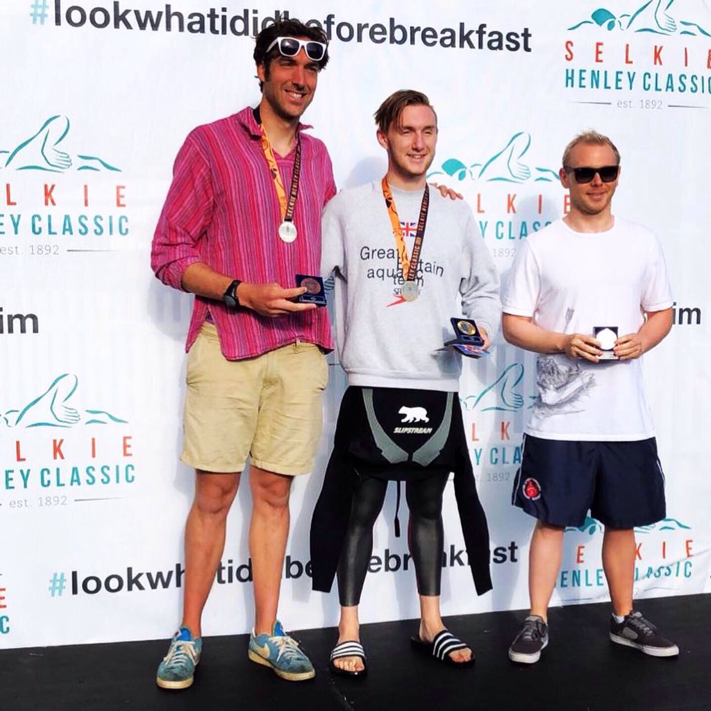 CharlesCousins's tweet photo. What a way to start the day, 5am Henley @SelkieSwimCo Classic. Bronze - Class win from Tom. Well done to all swimmers especially Swim to Live and Elite Sauna Club! #swimtolive #henleyswim #lookwhatididbeforebreakfast #teamwhitworth
🏊🥉🏊🏿♀️🥉🏊🏼🥉🏊🏽♀️ https://t.co/O2ueJDbvZk