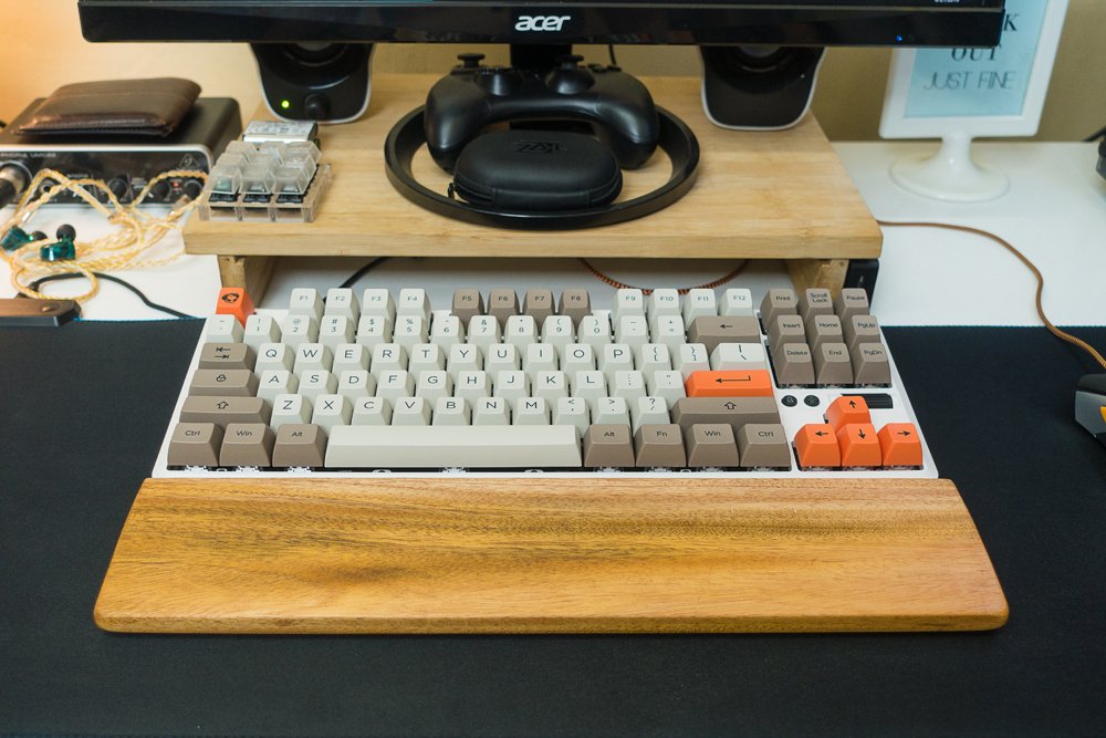 techbroll's tweet image. NEW VIDEO 👉 youtu.be/PJKCp8eghzI

The Rakk Lam-Ang Pro, in my opinion, lived up to its hype and I feel like it is by far the best keyboard Rakk Gears has ever produced.

#RakkLamAngPro #UniversalSocket #Wireless #VolumeWheel #HighlyCustomizable