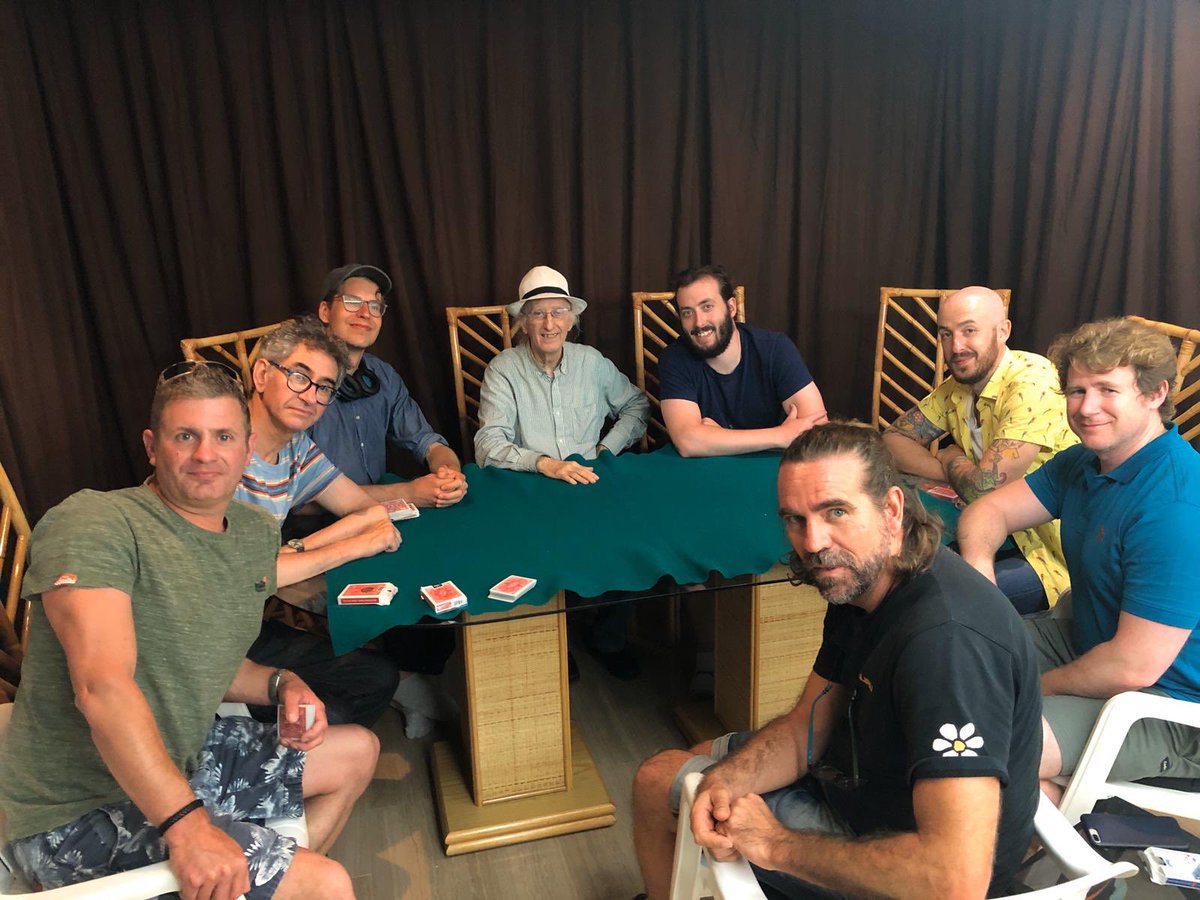 dgdonnelly's tweet photo. When you are honoured to be invited into the home of a legend and be taught valuable lessons #cardmagic @DaniDaOrtiz @JuanTamarizMago #peterleemagic https://t.co/vR71HRpEty