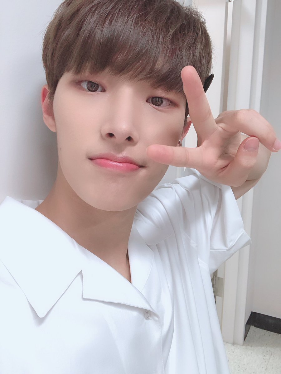 ATEEZofficial's tweet photo. [#민기] 에이티니 난 맛있는거 먹는뎅 ㅎㅎ 밥 먹었어여?? 좀 이따 봐요❤️
#ATEEZ #에이티즈 https://t.co/mhyVIcehQL