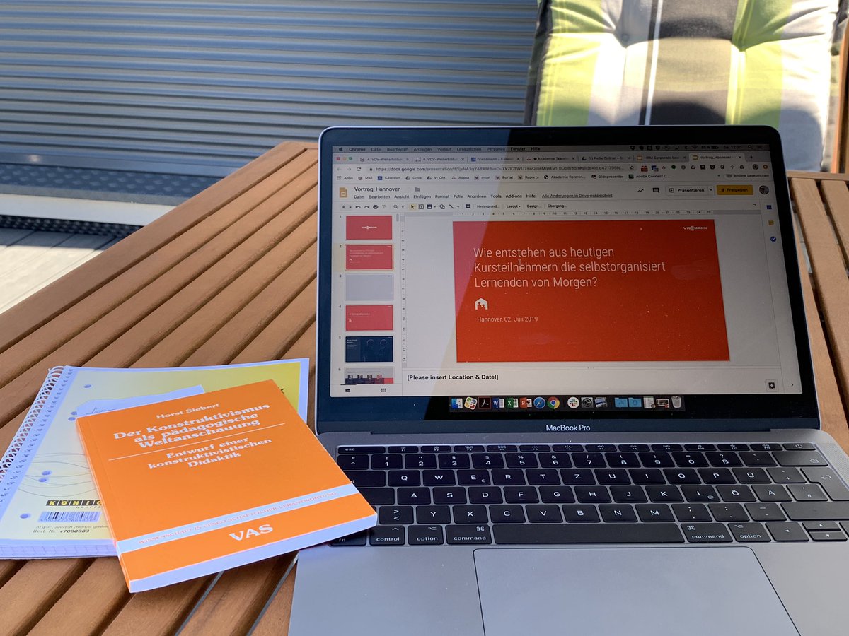 PesePeter's tweet photo. Vorbereitung auf den Vortrag auf der 4. VDV-Weiterbildungskonferenz. Ich freu mich schon! #vdvbildetweiter #viessmannacademy #visucceed https://t.co/tygsuwrBMR
