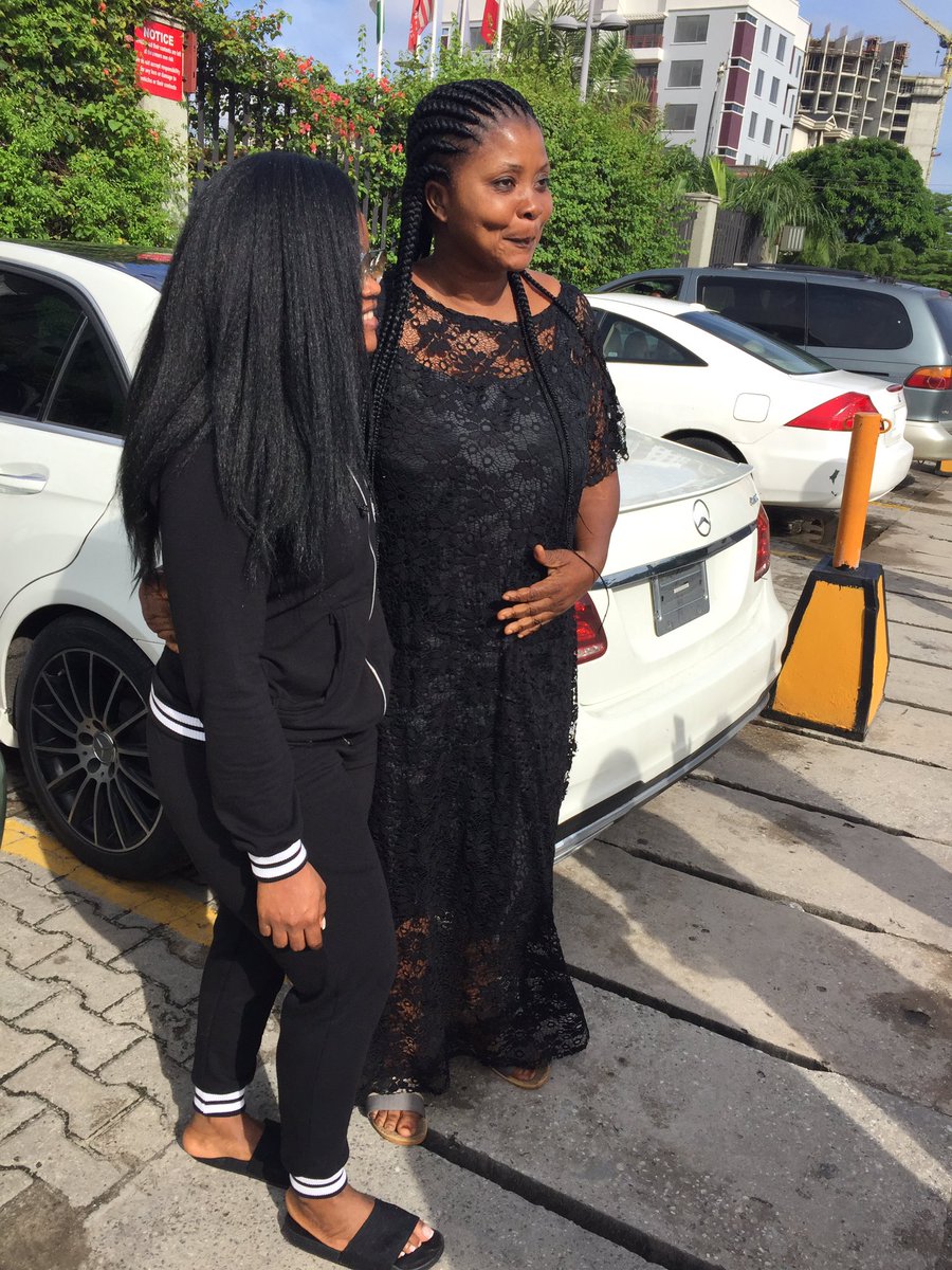 Sadeogunwale1's tweet photo. Thank you @Official_CeeC for the treat , I’ve never seen this type of surprise before o in my life,you are really worthy of my time,you are a rare Gem.I’m loving you more my baby💋❤️🤗#TeamCeeC #Ceec #BBNaija https://t.co/r4Qokgm8dX