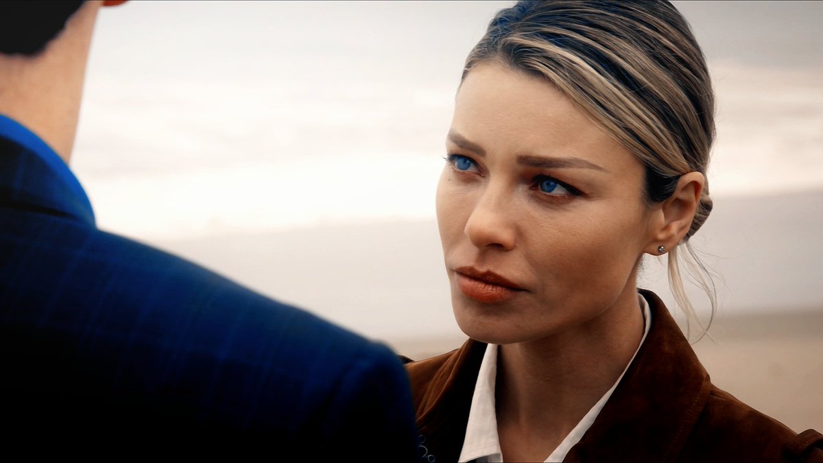 "Detective, you deserve someone as good as you.. because... well, you're special and I'm.. I'm not worth it""yeah, you're probably right" I. AM. NOT. ALIVE. RIGHT. NOW. WELL,.... I JUST. I DID NOT SEE THAT COMING TBVH. I'M DEADDD. #Lucifer (2x11)