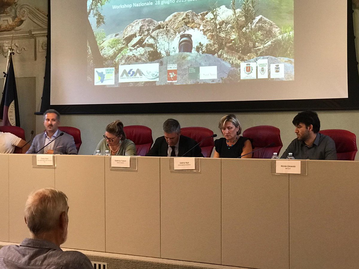 Convegno "Acqua e adattamento ai cambiamenti climatici". L'esperienza del Progetto LIFE REWAT in Val di Cornia.
Qualche foto del convegno e il link alla gallery.
--> ow.ly/2bj650uQ7KP 
#life <a href="/regionetoscana/">Regione Toscana</a> <a href="/ScuolaSantAnna/">ScuolaSantAnna</a>