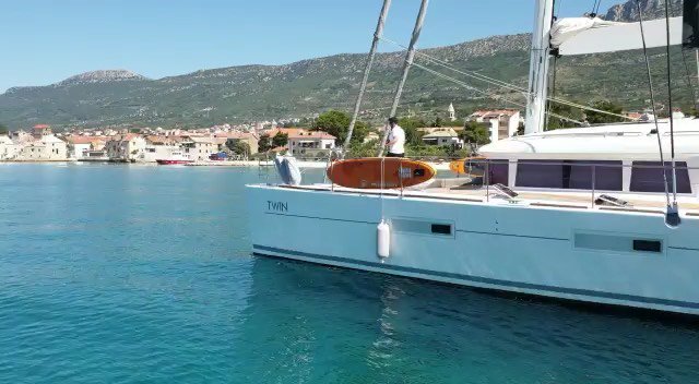 #soundon🔊 for 5 seconds of zen #twin #lagoon620 #sailingincroatia #crewlifeneverstops #lastminutedeals #splitcroatia #dubrovnik #crewedcatamarancharter #sailingcatamaran #lagoon620twin #staywithocean #oceansailinghouse